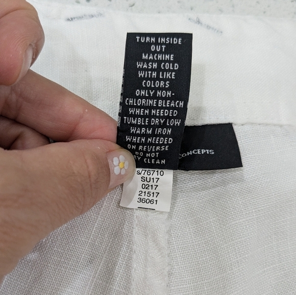 INC International Concepts Woman 100% Linen White Crop Capri Pants Embroidered 8 - Picture 13 of 13